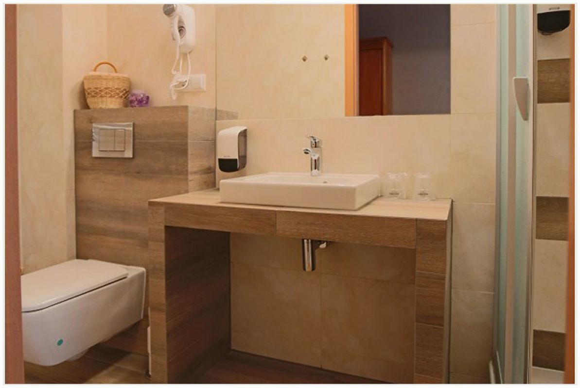 Hotel Polonez en el centro de Cracovia